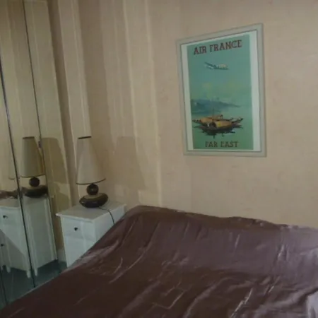 Apartamento Ponthieu - Champs Elysees París